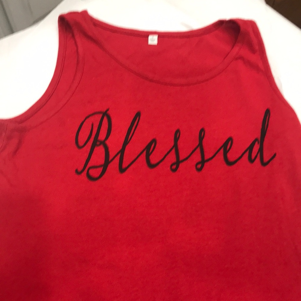 RED SLEEVELESS TOP W “blessed” on front. Size small. PRETTY RED W BLACK LETTERS - Picture 1 of 4